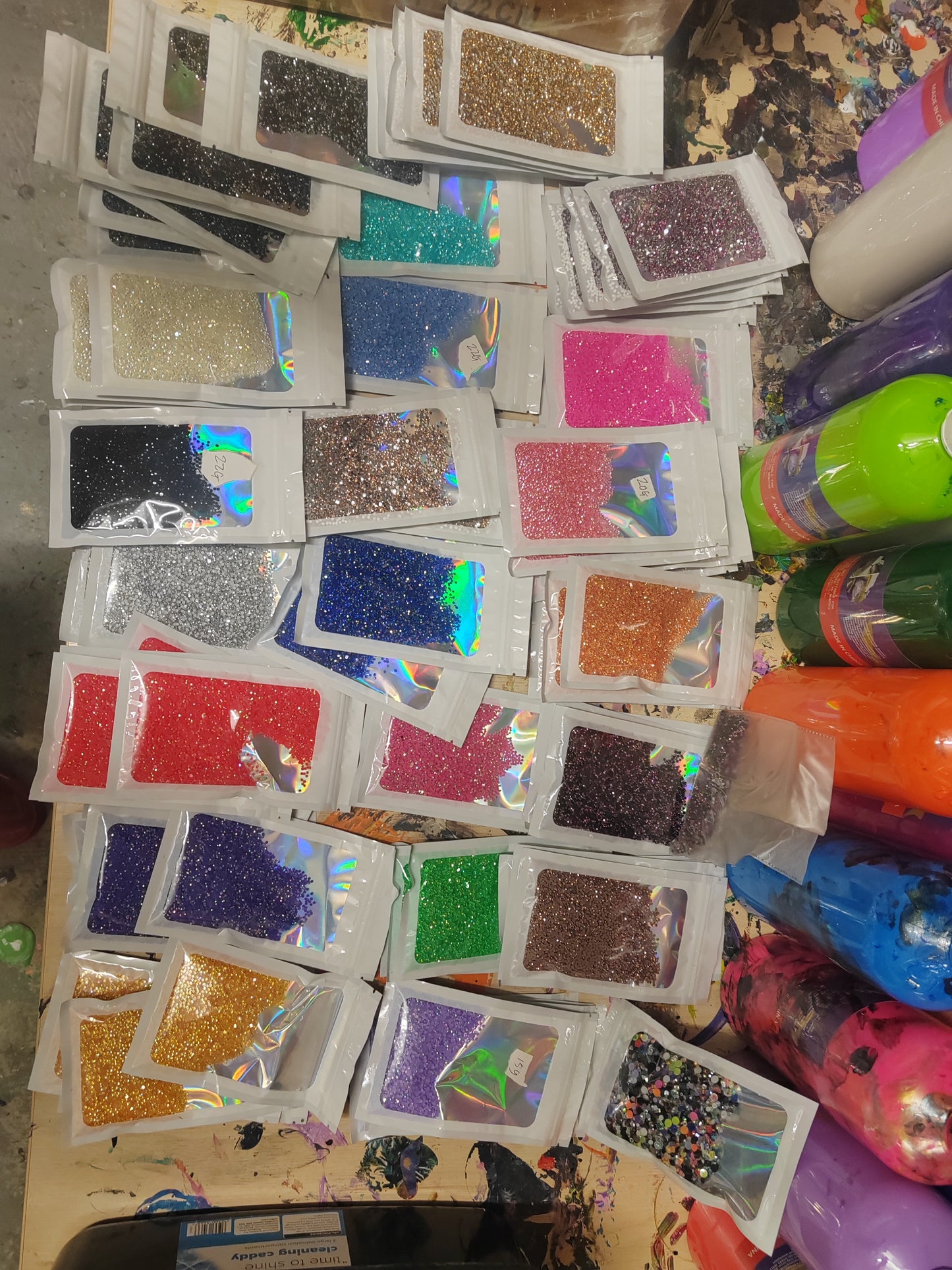 3.4kg of 2mm rhinestones