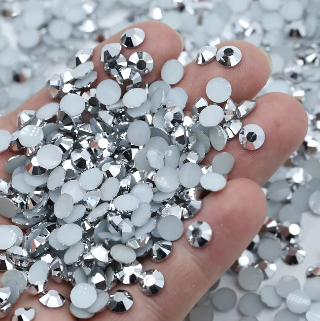 Silver Rhinestones 50g
