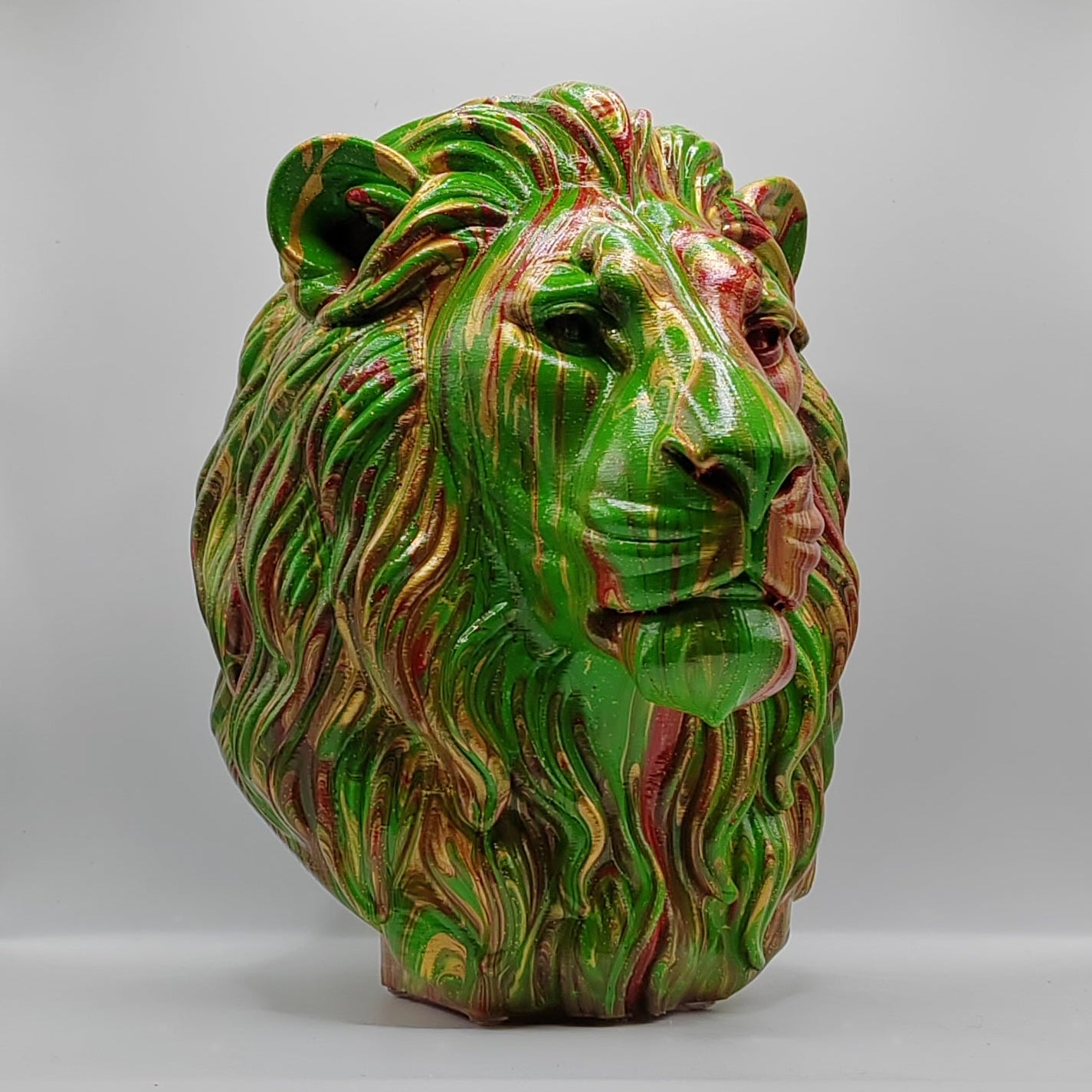 Lion Head – Hand Painted
